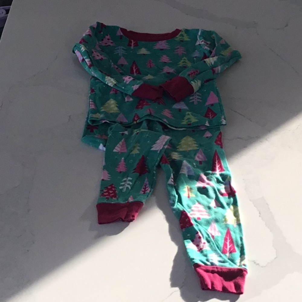 Little Blue House Christmas Tree 🌲 pyjama set, size 4